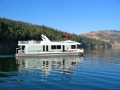Dakota Columbia Houseboat